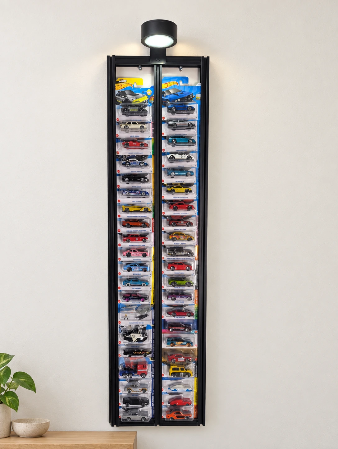 Ramka Kompatybilna z Modelami HotWheels z Dodatkowym LED 44 miejsca
